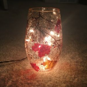 Stony Creek Leaves Lighted Glass Vase